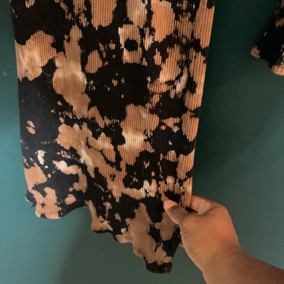 Tie dye fitted dress - Picture 6 of 7